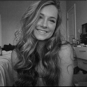 Meet your Posher, Hannah